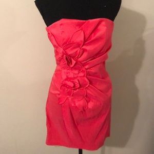 Cute and comfy peach strapless dress